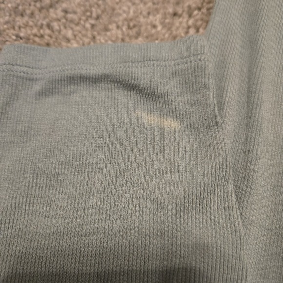 Victoria's Secret Legging Pajama Pants Pale Green Sage Size Medium M Modal FLAW - Picture 5 of 6